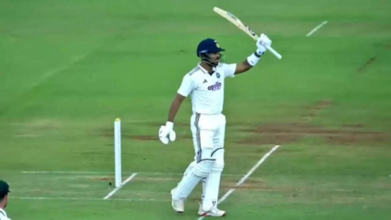 ध्रुव जुरेल का शानदार शतक, भारत ए ने दक्षिण अफ्रीका ए के खिलाफ वापसी की