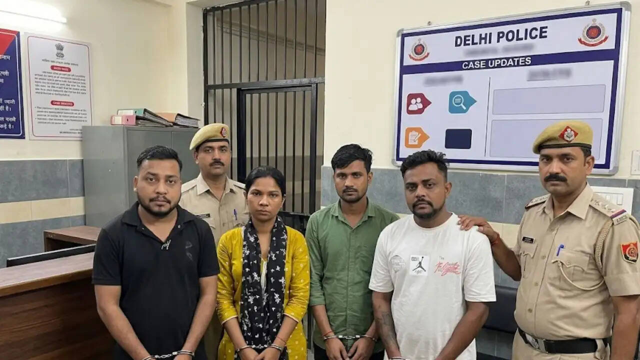दिल्ली के तुगलकाबाद अग्निकांड: साजिश का खुलासा, चार आरोपी गिरफ्तार