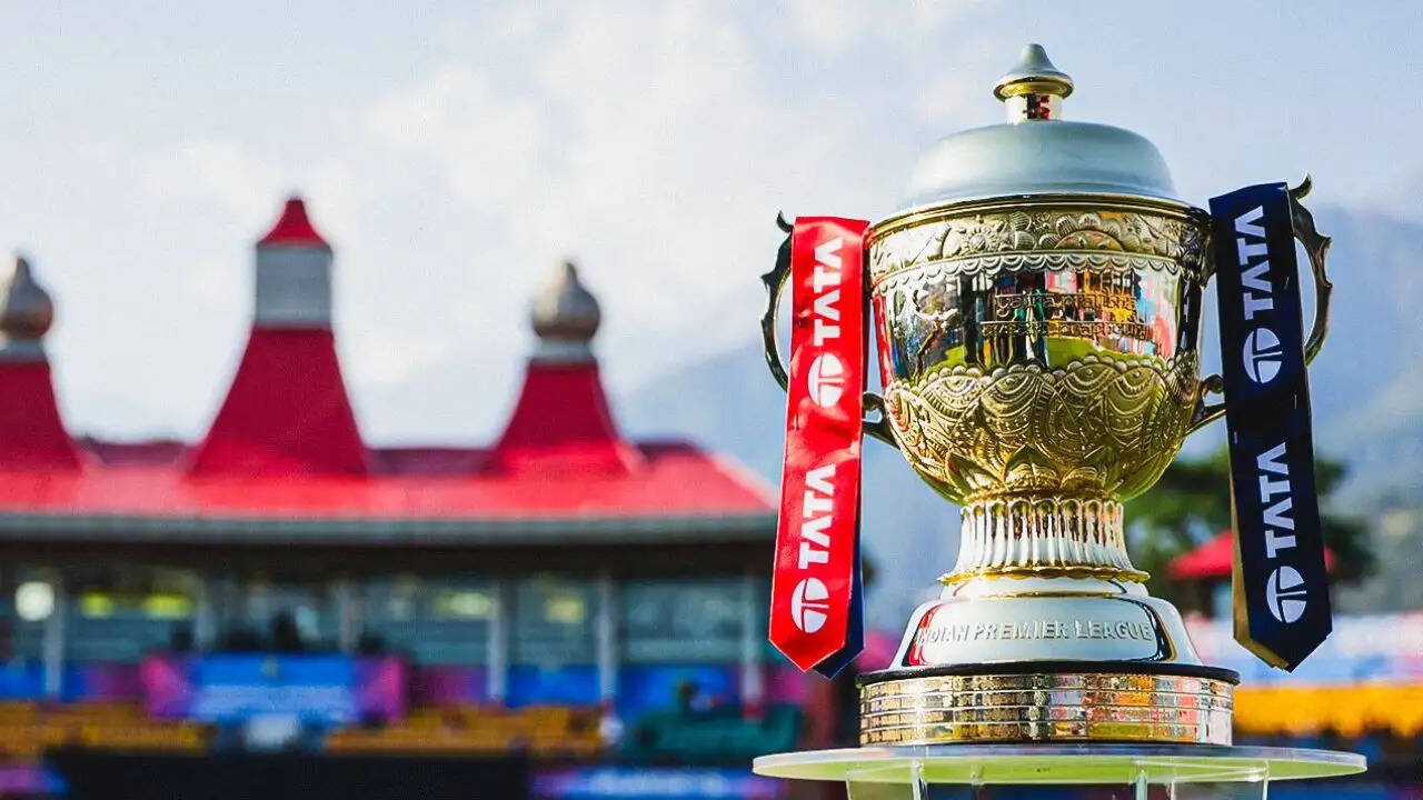 IPL ट्रॉफी पर संस्कृत का रहस्य: जानें इसका महत्व और इतिहास