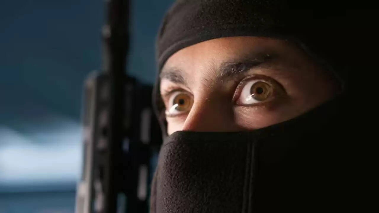 केंद्र सरकार की सख्त कार्रवाई: 23 संगठनों को किया गया अवैध घोषित