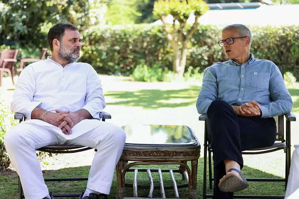 जम्मू-कश्मीर में उमर अब्दुल्ला की राजनीतिक चुनौतियाँ बढ़ीं