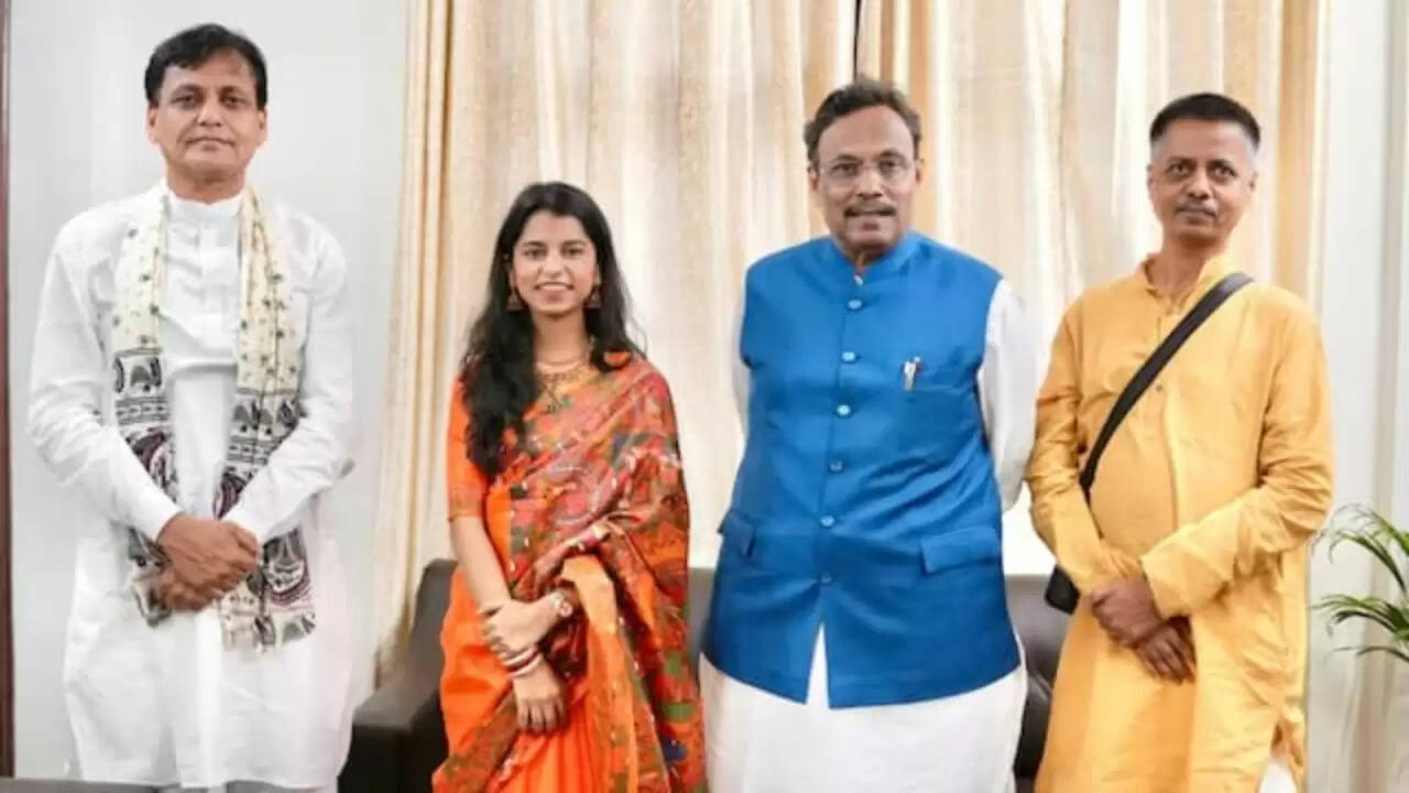 बीजेपी ने जारी की दूसरी सूची, मैथिली ठाकुर को मिला टिकट
