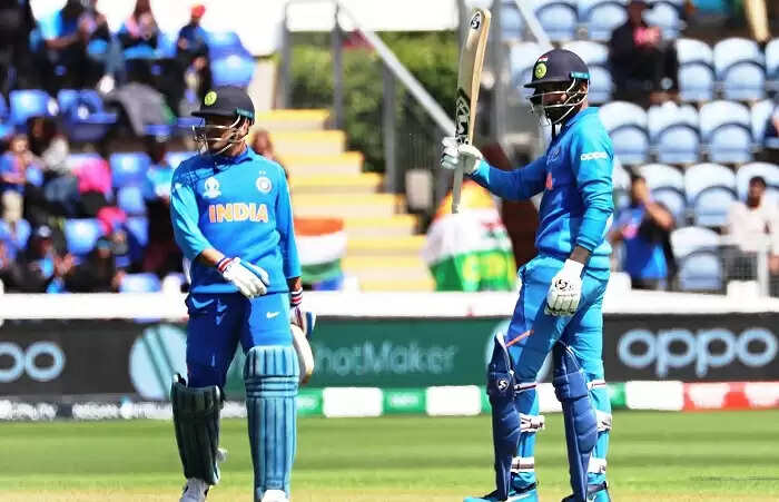 केएल राहुल और एमएस धोनी के ODI आंकड़ों की तुलना: कौन है बेहतर विकेटकीपर?