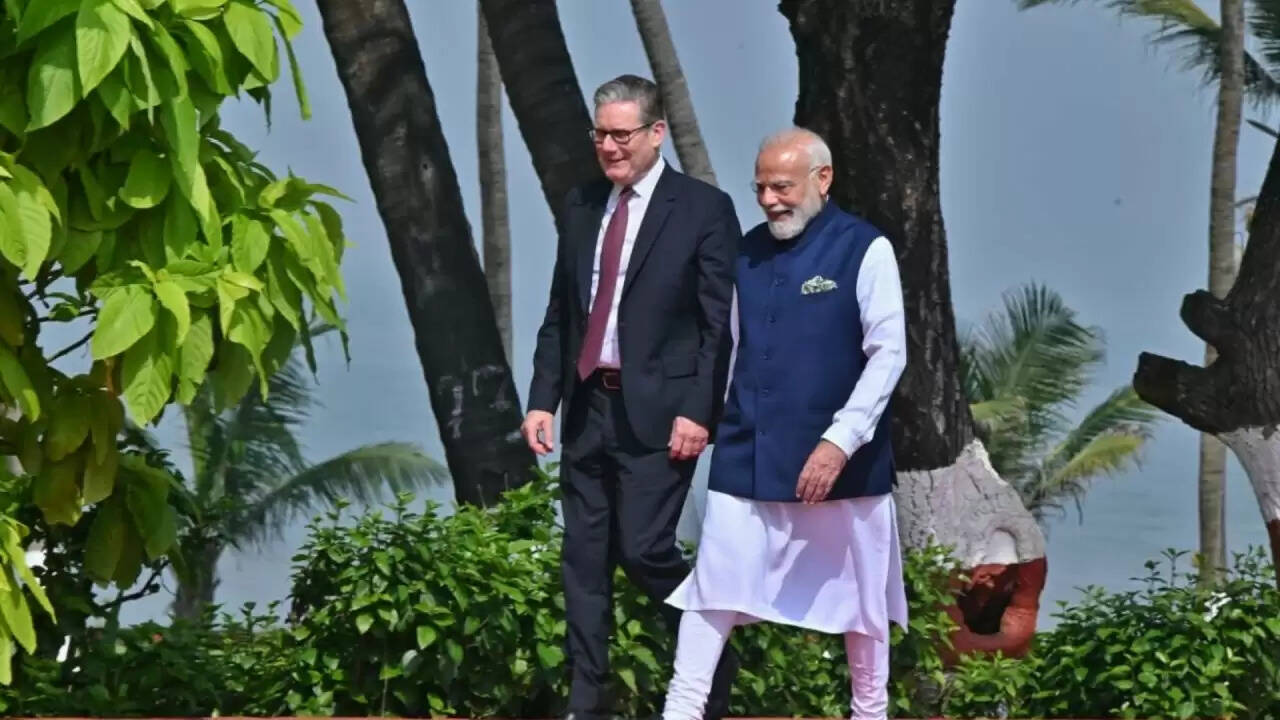 भारत-यूके संबंधों में नया अध्याय: मोदी और स्टारमर की ऐतिहासिक बैठक