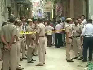 दिल्ली पुलिस ने कुख्यात अपराधी गुड्डू को एनकाउंटर में किया गिरफ्तार