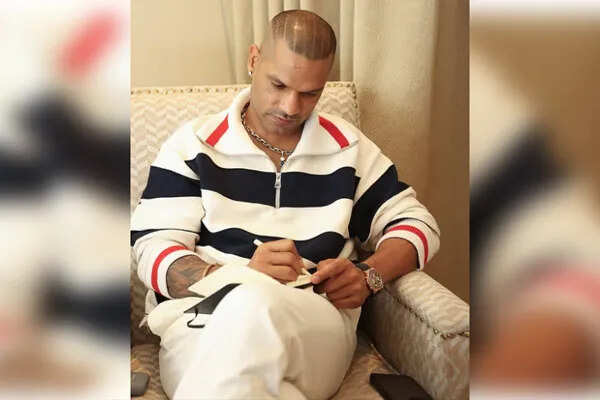 शिखर धवन की उम्मीद: टीम इंडिया इंग्लैंड के खिलाफ पलट सकती है