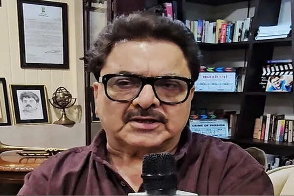 जया बच्चन का विवादास्पद वीडियो: सेल्फी लेने वाले को धक्का देने पर उठी आलोचना