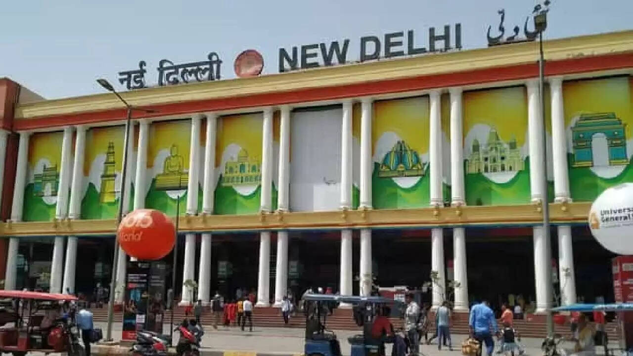 नई दिल्ली रेलवे स्टेशन का नामकरण अटल बिहारी वाजपेयी के नाम पर करने की मांग