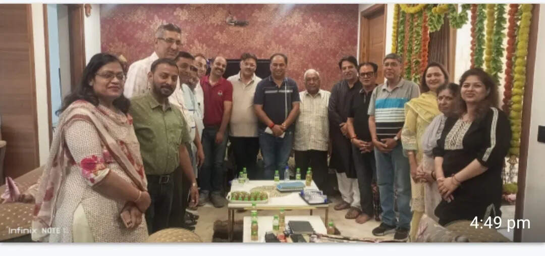 श्री हनुमान सेवा परिवार ट्रस्ट की बैठक में मंदिर निर्माण की प्रगति पर चर्चा