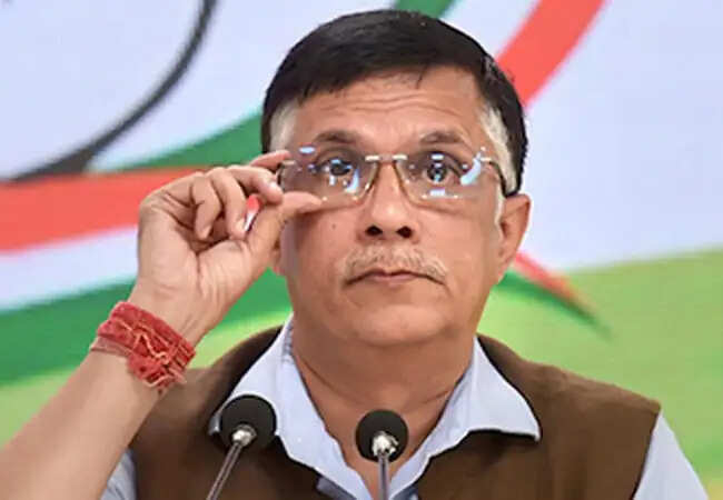 सुप्रीम कोर्ट ने कांग्रेस नेता पवन खेड़ा की ट्रांजिट जमानत बढ़ाने की याचिका खारिज की