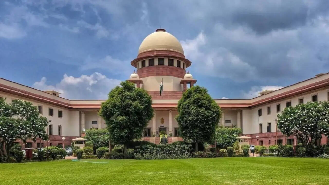 सुप्रीम कोर्ट का बड़ा फैसला: पश्चिम बंगाल में मतदाता सूची से हटाए गए नामों को नहीं मिलेगी मतदान की अनुमति