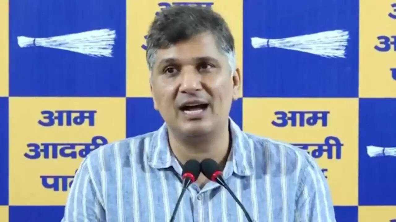दिल्ली के पानी संकट पर आम आदमी पार्टी का बीजेपी पर हमला: क्या है असली वजह?