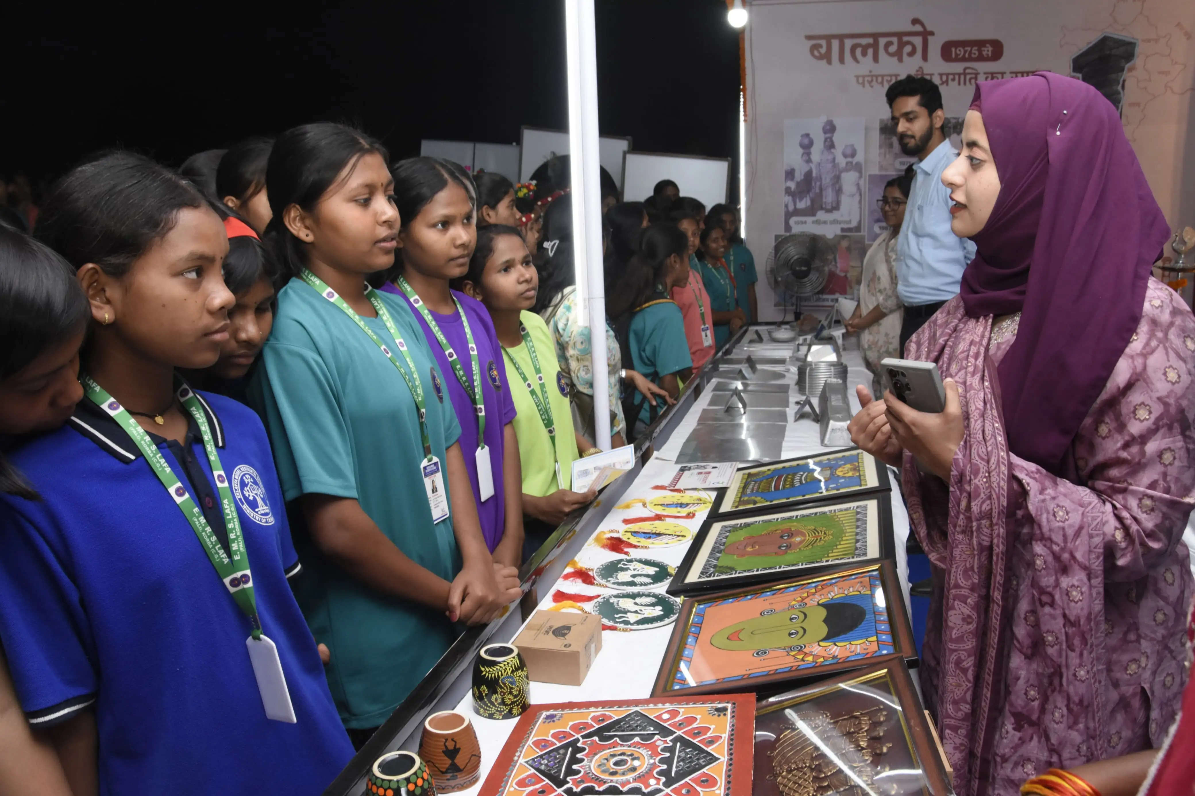 कोरबा : पाली महोत्सव में बालको की स्व-सहायता समूह की महिलाओं ने परोसे छत्तीसगढ़ी व्यंजन