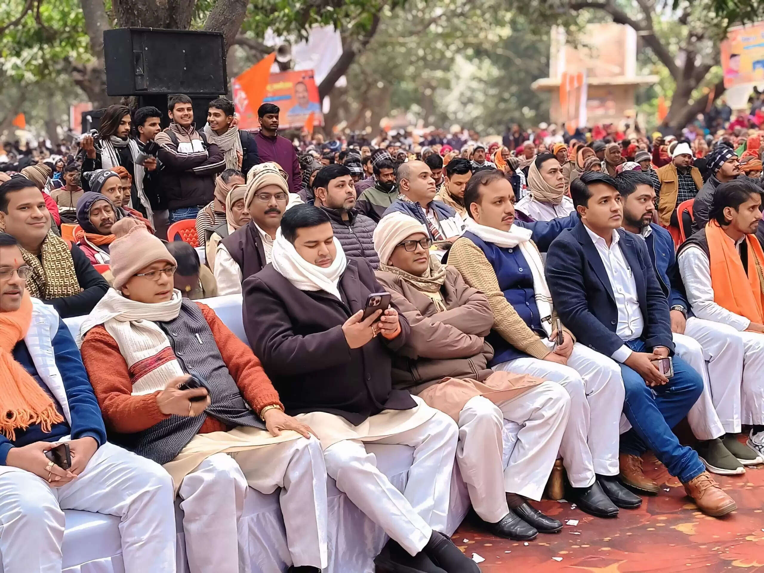 भव्य हिन्दू सम्मेलन के लिए पनियरा में भूमि पूजन और मोटरसाइकिल रैली का आयोजन