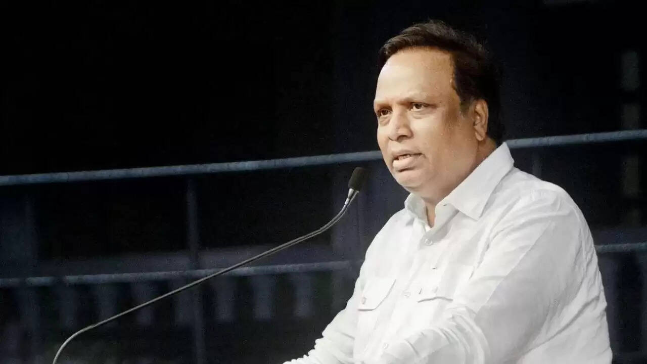 महाराष्ट्र में भाषा विवाद: बीजेपी नेता का विवादास्पद बयान