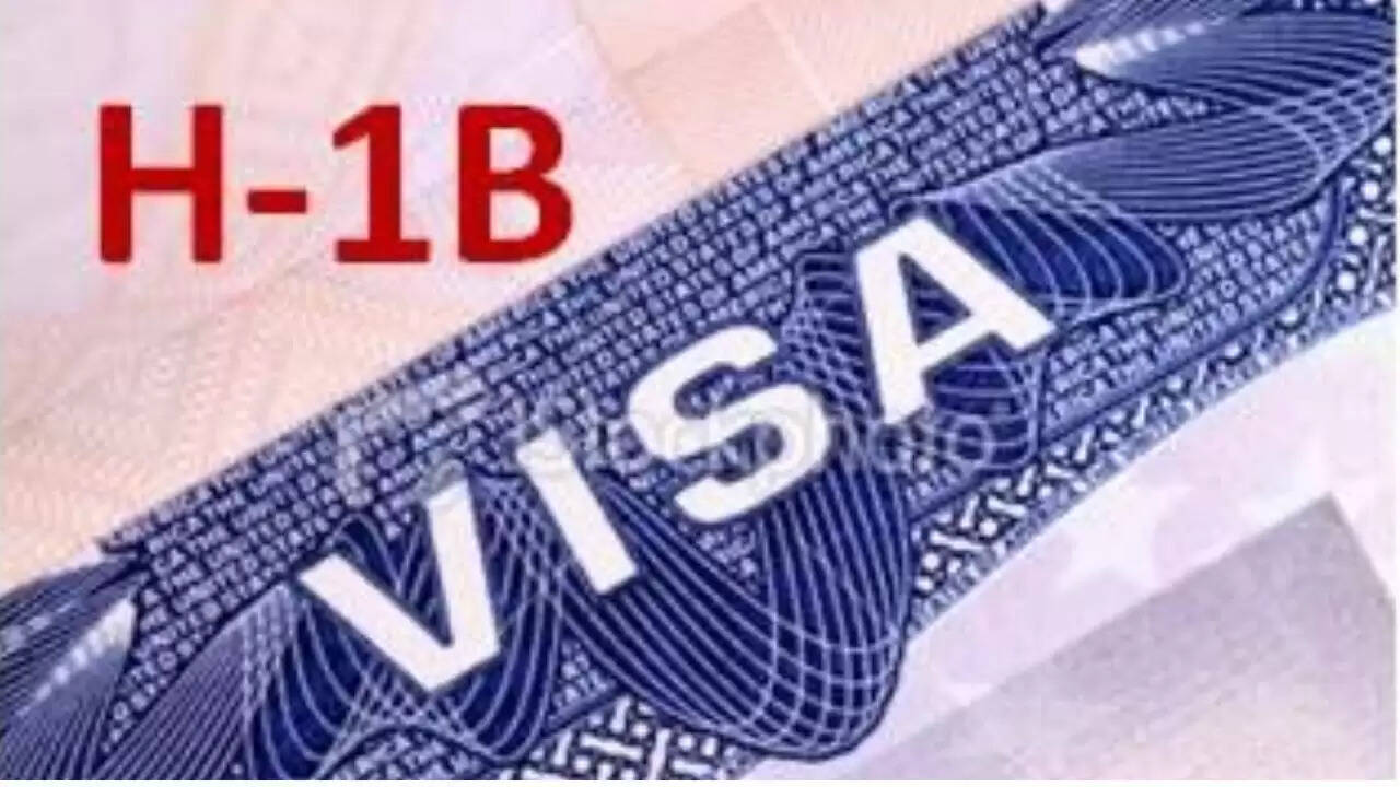 H-1B वीजा के महंगे विकल्प: अमेरिका में काम करने के लिए अन्य वीजा विकल्प