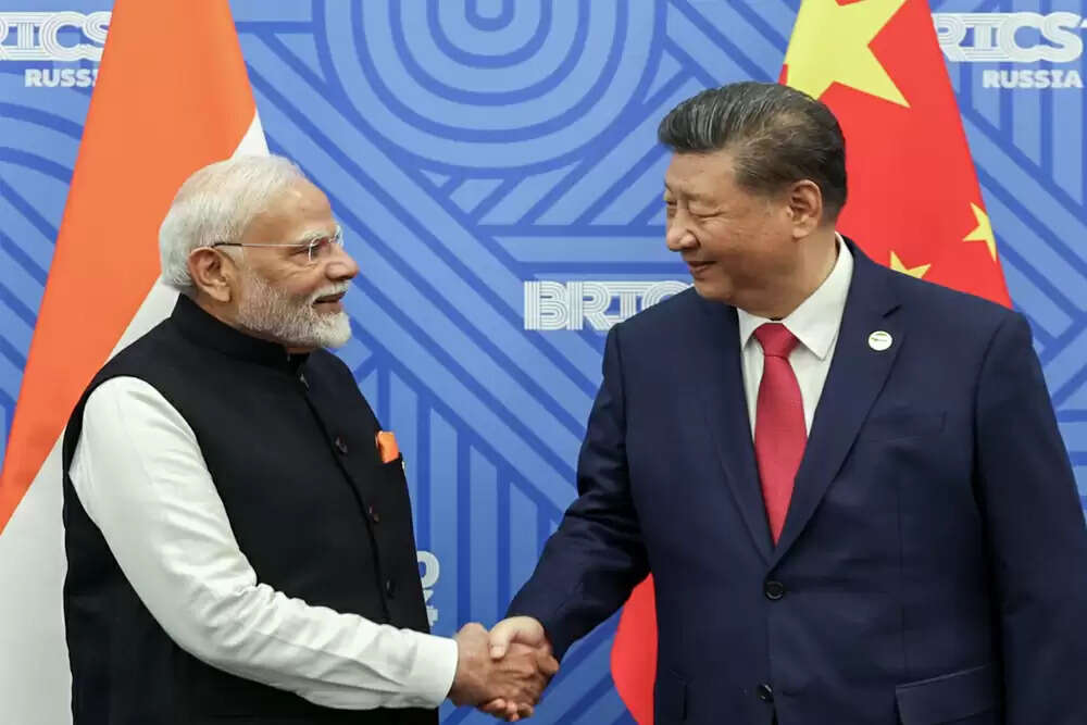 भारत में चीनी कंपनियों के लिए दरवाजे खोलने पर उठे सवाल