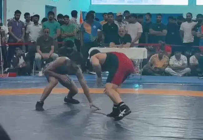 लखनऊ में एशियन चैंपियनशिप 2026 के लिए कुश्ती ट्रायल का आयोजन