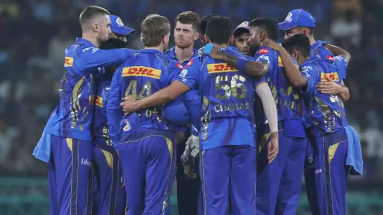 IPL 2025: मुंबई इंडियंस को चोटों का सामना, दीपक चाहर और तिलक वर्मा की स्थिति संदिग्ध