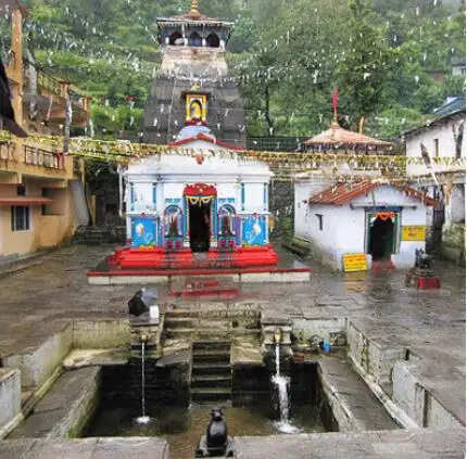 गुप्तकाशी विश्वनाथ मंदिर: चार धाम यात्रा का महत्वपूर्ण स्थल