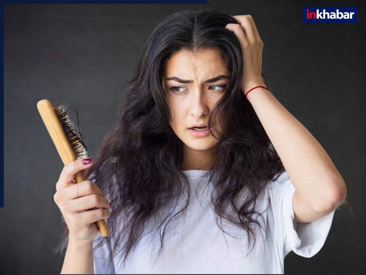बारिश में बालों की देखभाल: झड़ने से बचाने के उपाय