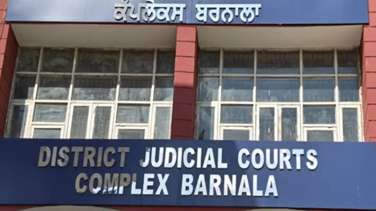 बरनाला जिला अदालत में बम धमकी से मची अफरा-तफरी