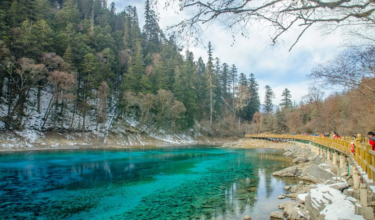 गर्मी में घूमने के लिए भारत की खूबसूरत झीलें