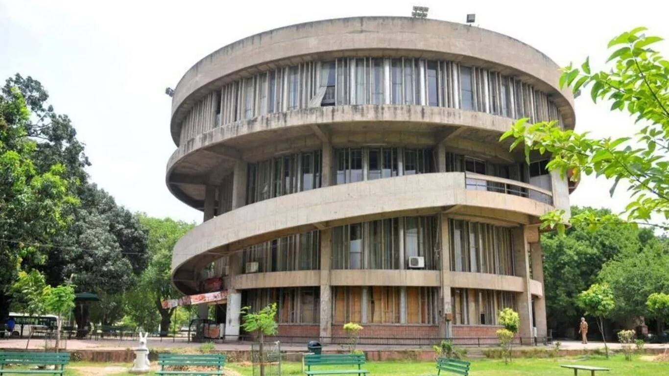 NIRF रैंकिंग 2025: चंडीगढ़ के शिक्षण संस्थानों का उत्कृष्ट प्रदर्शन