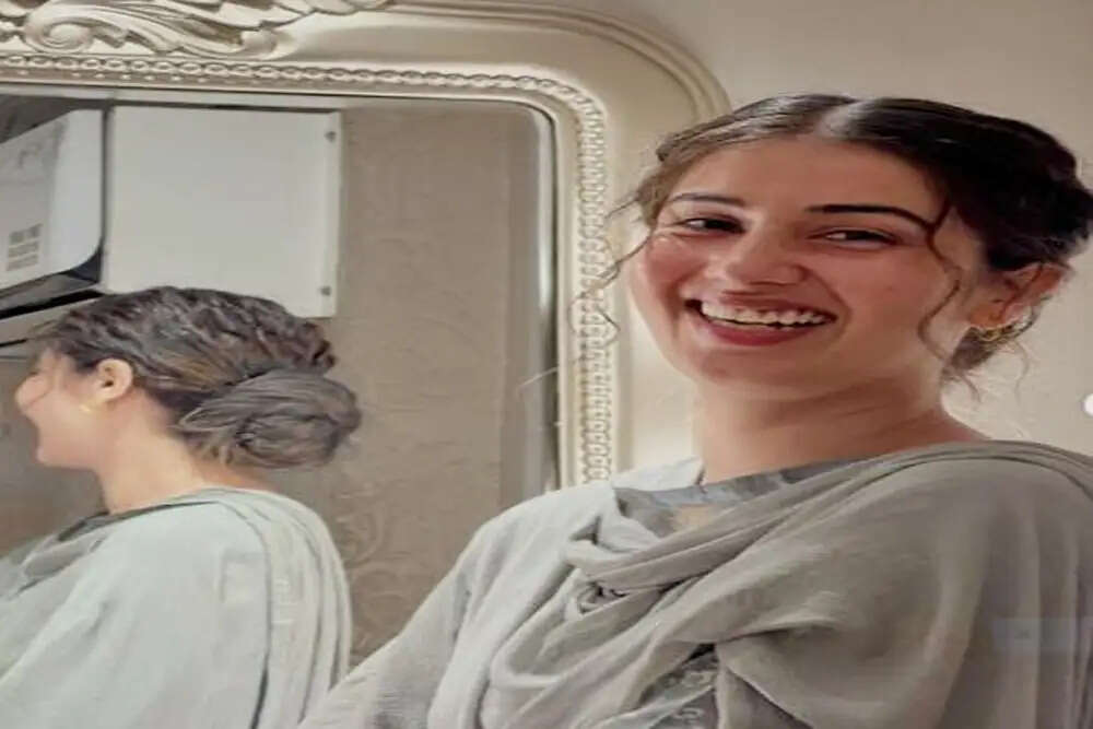 धुरंधर: द रिवेंज में परी पंधेर का प्रभावशाली डेब्यू