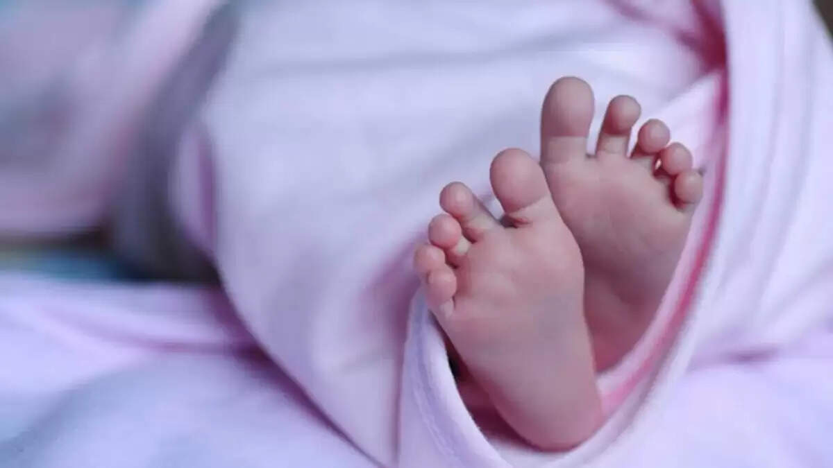केरल में लिव-इन कपल पर नवजातों की हत्या का आरोप