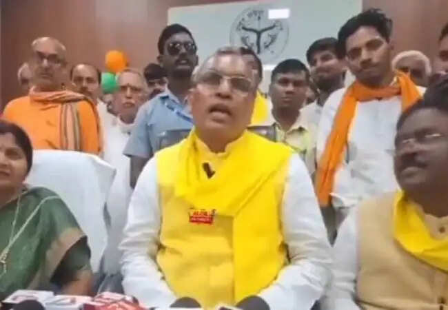 ओम प्रकाश राजभर का विवादित बयान: 2027 में पीडीए सरकार का दावा