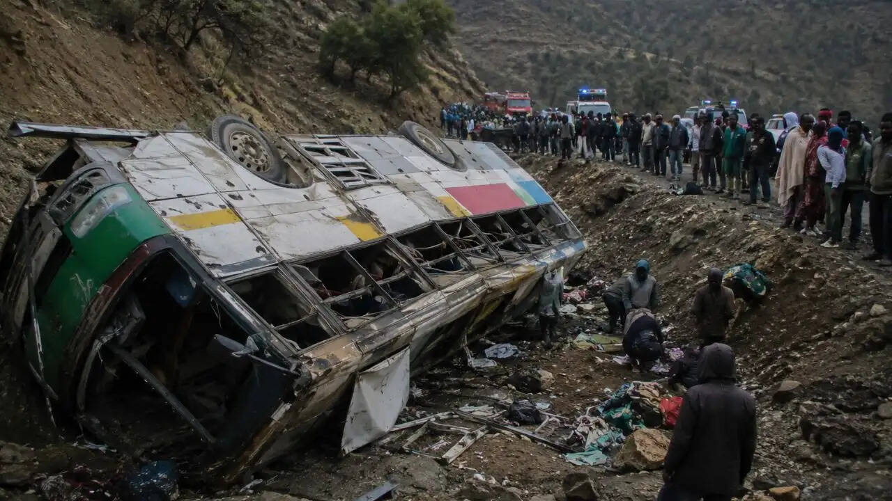 इथियोपिया में भयानक बस हादसा: 31 लोगों की जान गई, कई घायल