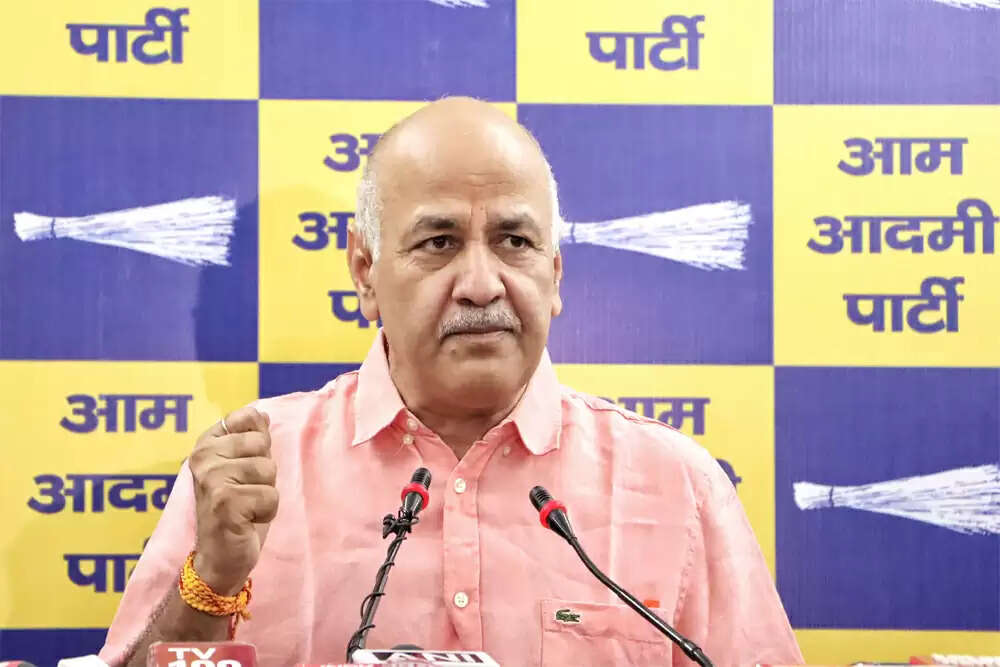 दिल्ली में शिक्षा क्रांति: केजरीवाल सरकार के दावों की सच्चाई