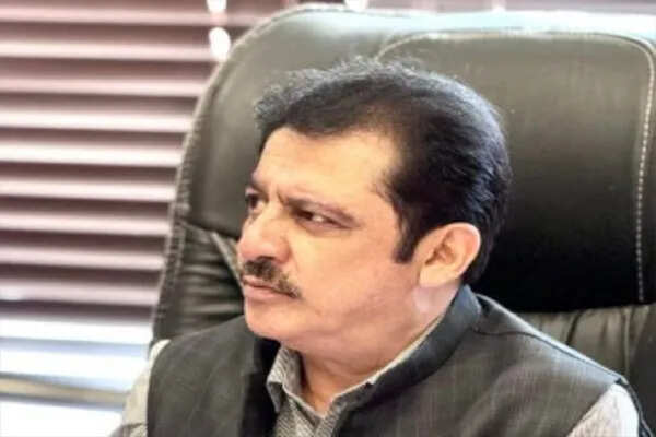 कर्नाटक में मंत्री के सचिव के ठिकानों पर छापेमारी, 14 करोड़ रुपये की नकदी बरामद