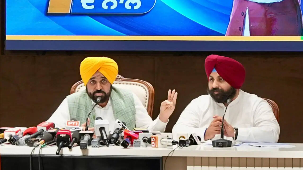 पंजाब में शिक्षा क्रांति: मुख्यमंत्री भगवंत मान ने पेश किया चार साल का रिपोर्ट कार्ड