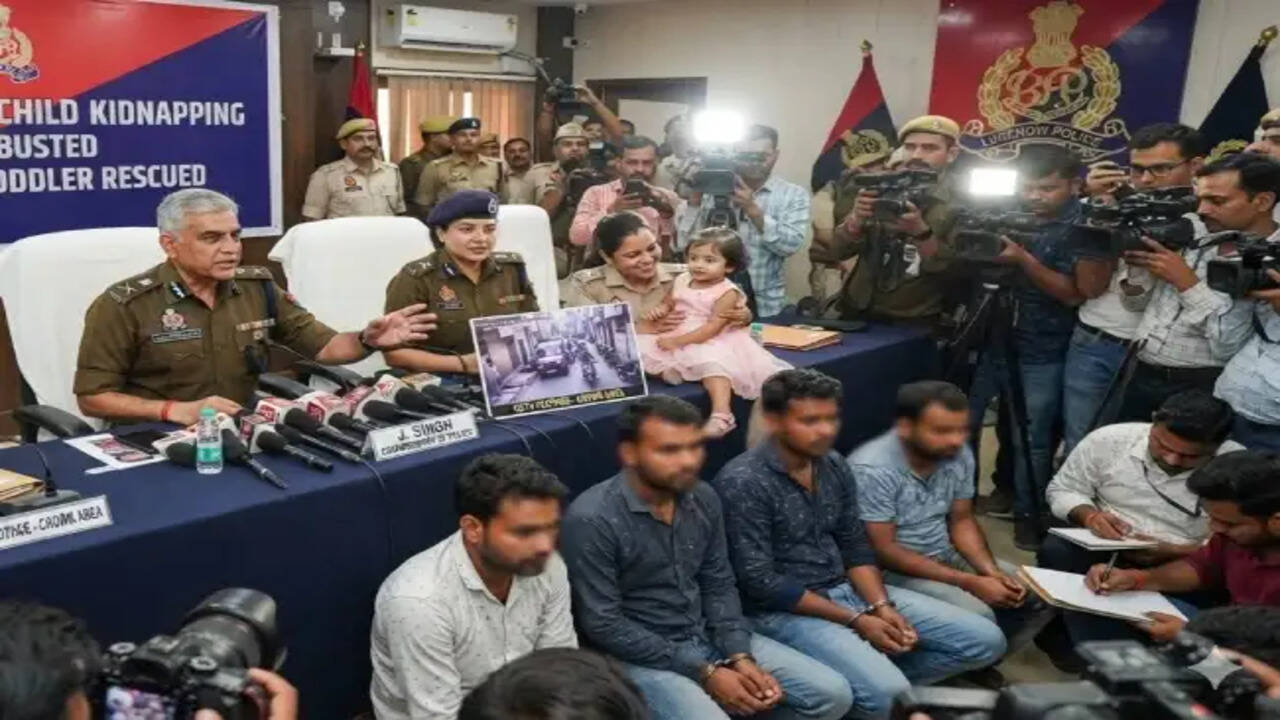 लखनऊ पुलिस ने 48 घंटे में अपहृत बच्ची को किया बरामद, पांच आरोपी गिरफ्तार