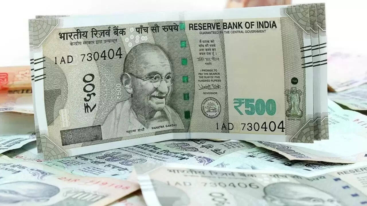 केंद्र सरकार के कर्मचारियों के लिए 8वें वेतन आयोग की घोषणा का इंतजार