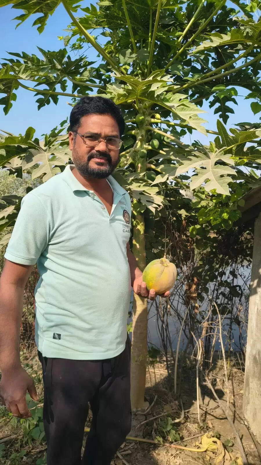 निजी डबरी से बदली त्रिपतीनाथ केवट की तक़दीर, डबरी बनी सहारा, मछली पालन से लौटी मुस्कान और आत्मसम्मान