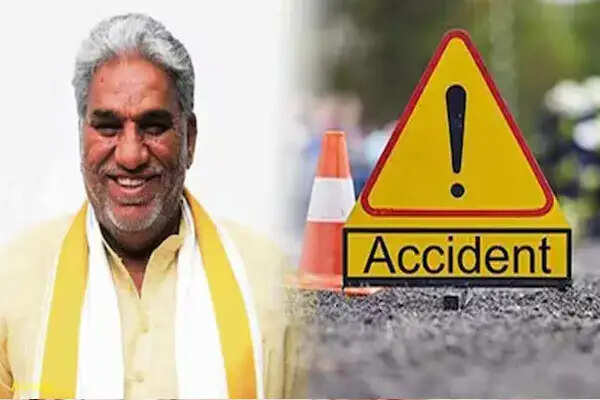 हरियाणा के मंत्री कृष्ण लाल पंवार का काफिला सड़क हादसे का शिकार