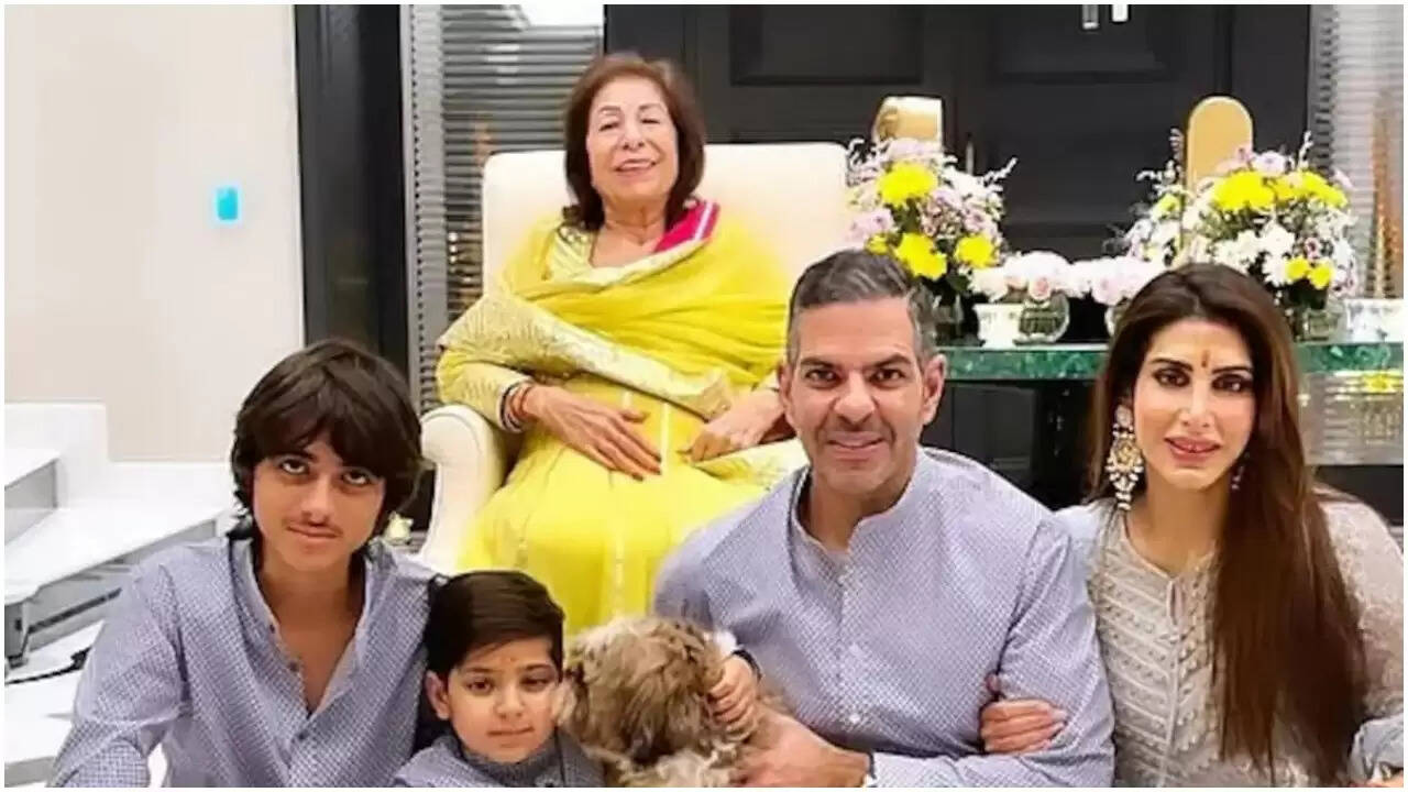 संजय कपूर के परिवार में संपत्ति विवाद: रानी कपूर ने हाई कोर्ट में दायर किया मुकदमा