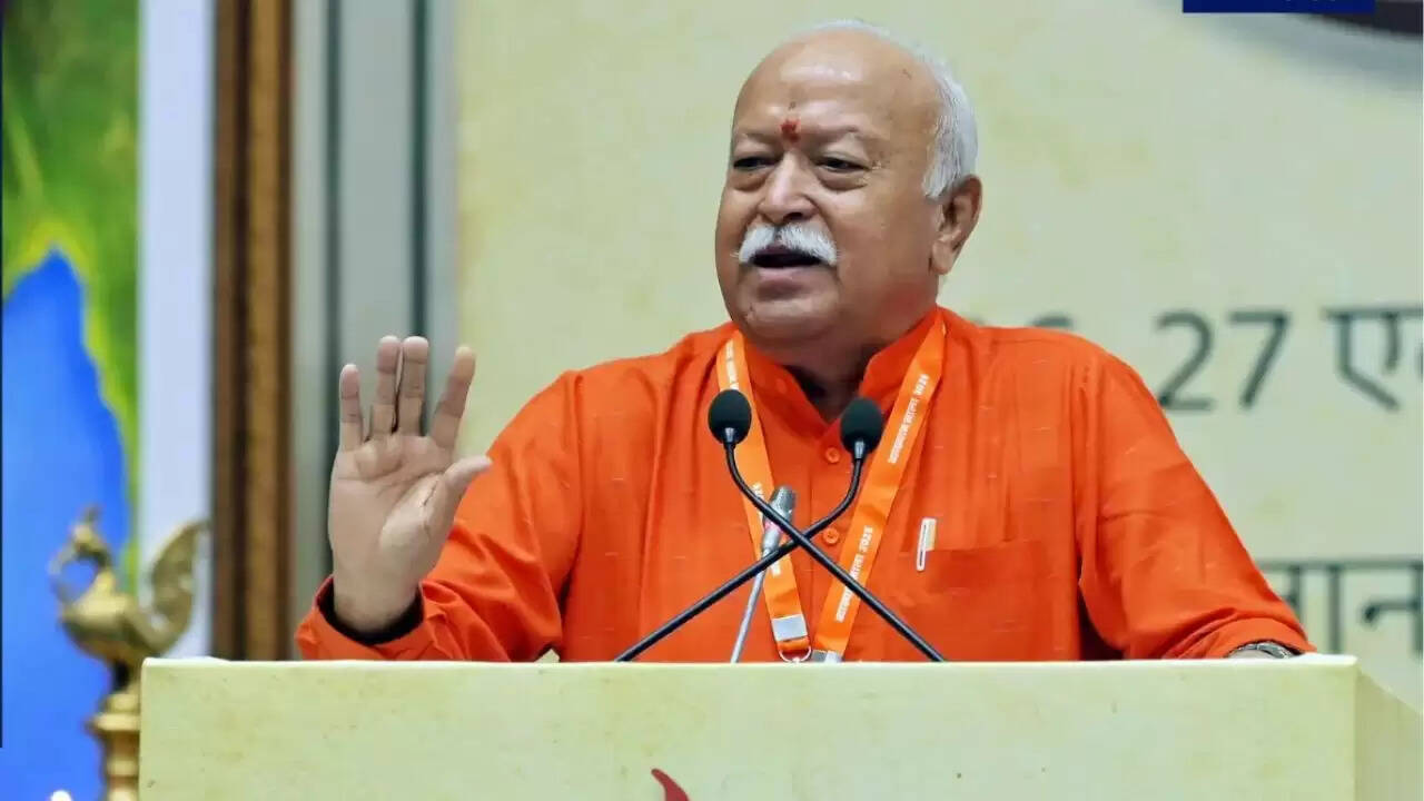 RSS प्रमुख मोहन भागवत का बयान: उम्र के बावजूद पद पर बने रह सकते हैं स्वयंसेवक