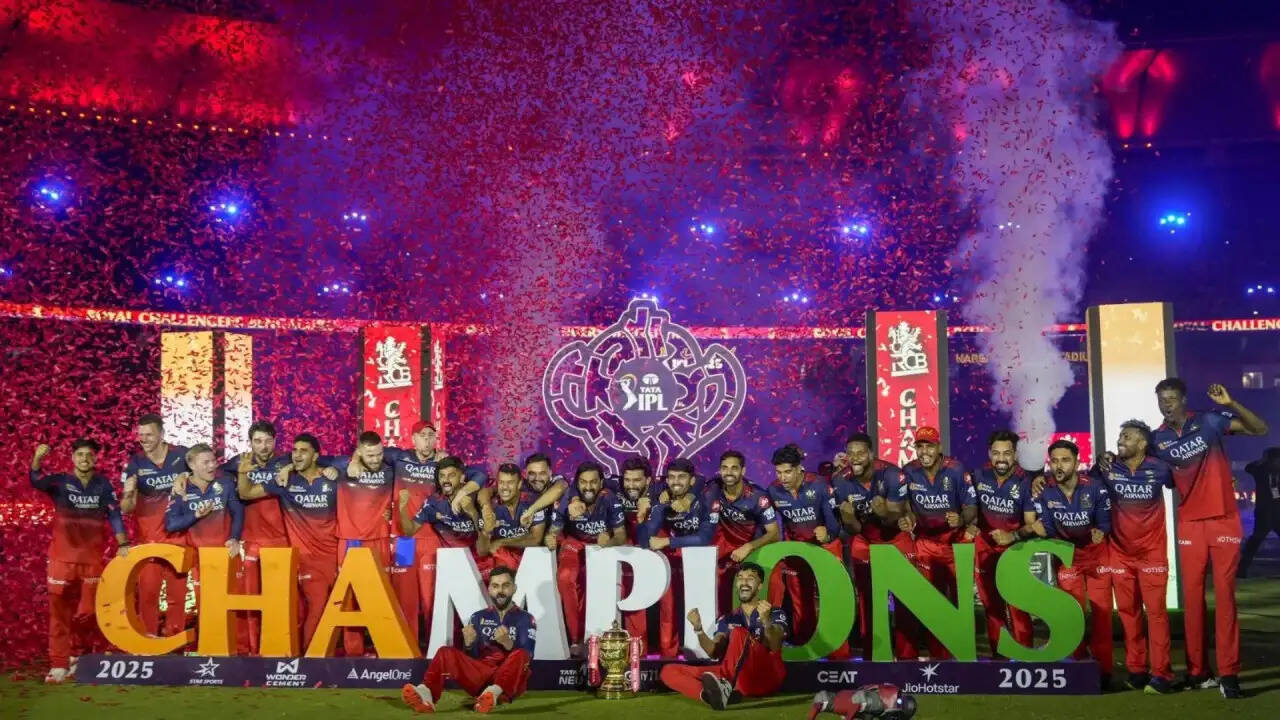 कर्नाटक में आईपीएल टिकटों को लेकर नया विवाद, विधायकों की मांग