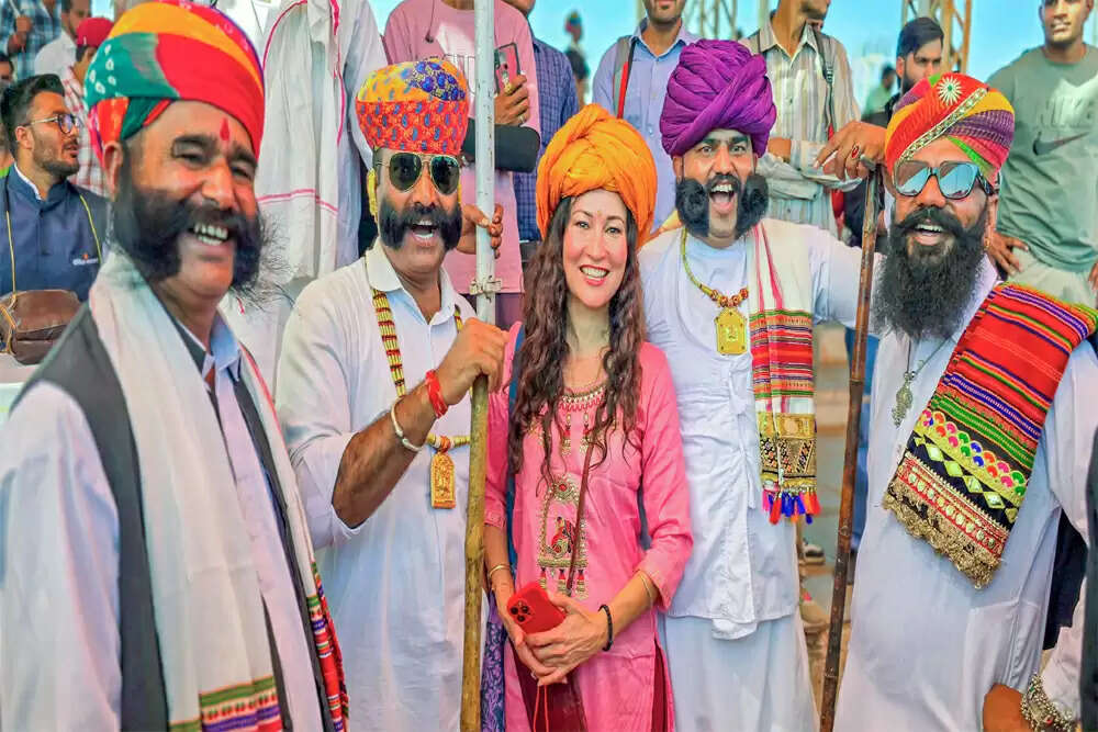 भारत के पर्यटन उद्योग में गिरावट के कारण और समाधान