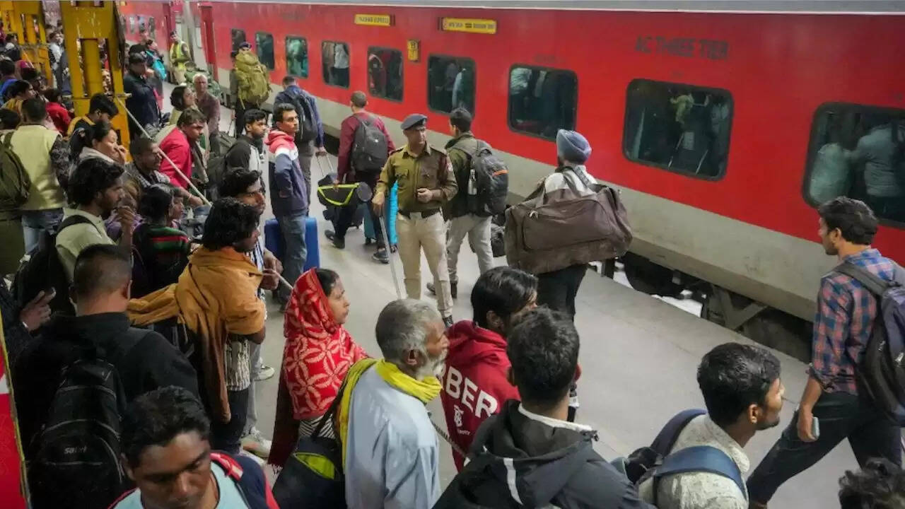 महिलाओं की सुरक्षा पर रेलवे की नई चुनौतियाँ और कदम