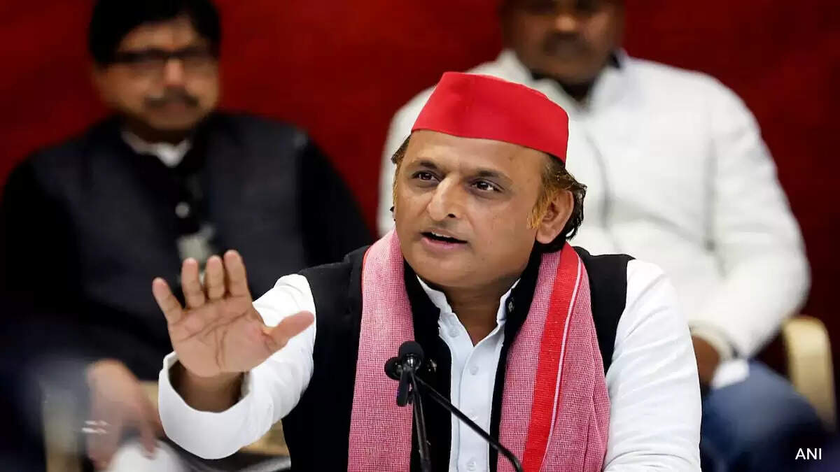 अखिलेश यादव का लोकसभा में केंद्र सरकार पर हमला
