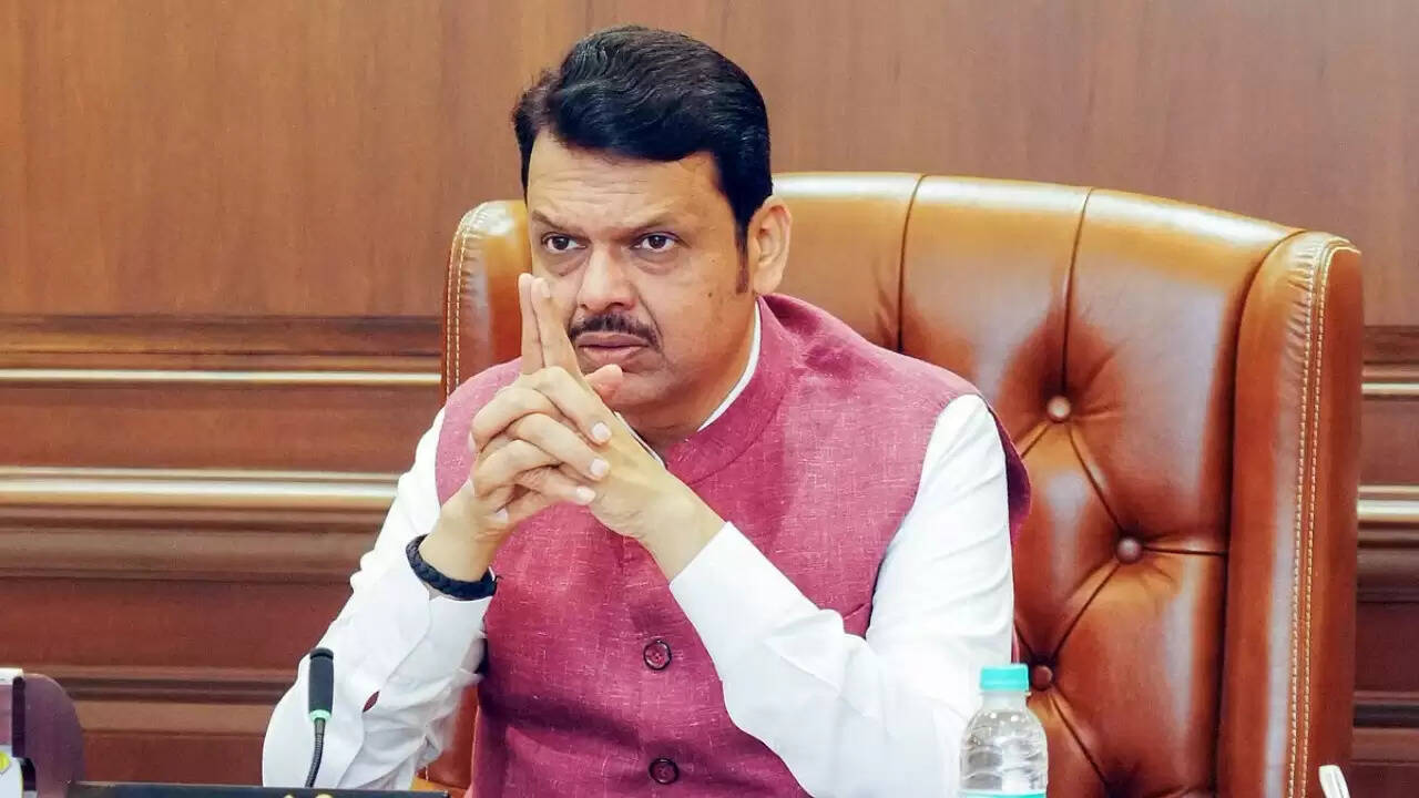 महाराष्ट्र सरकार ने तीन भाषा नीति का संशोधित प्रस्ताव रद्द किया