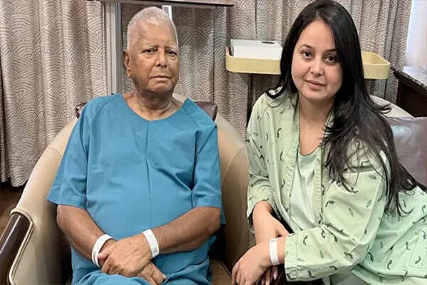 रोहिणी आचार्य ने किडनी दान पर उठे सवालों का दिया करारा जवाब