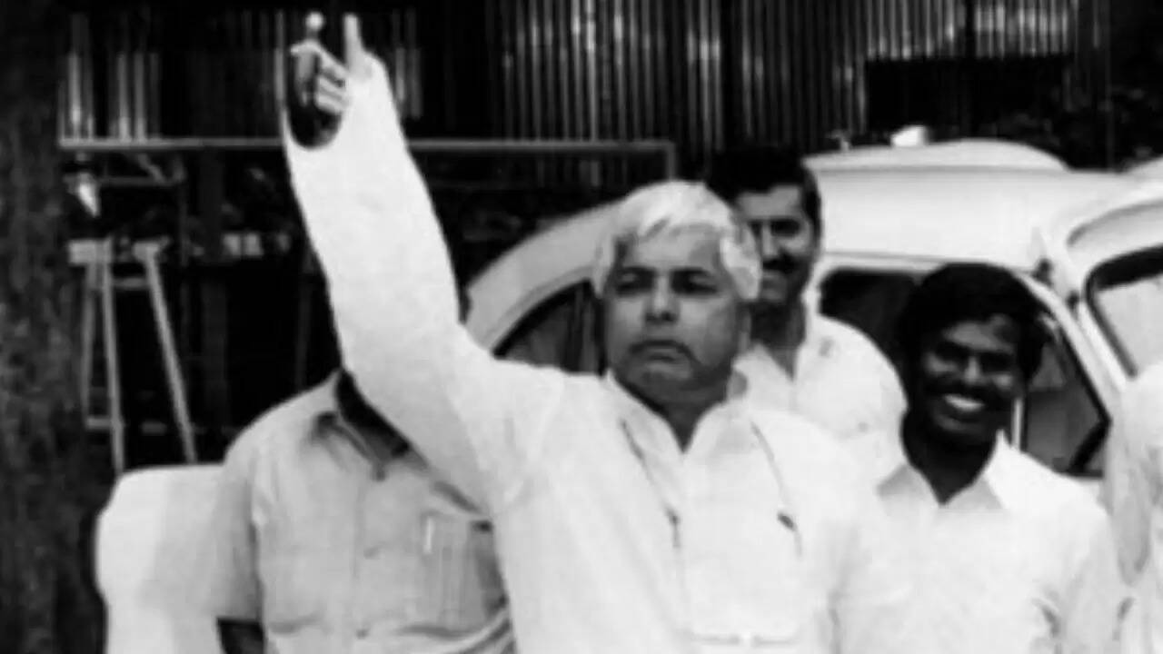 बिहार में एनडीए की जीत: जंगल राज की यादें और सामाजिक बदलाव