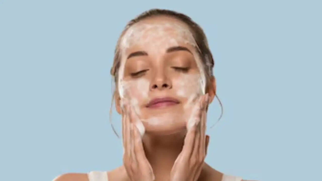 गर्मी में त्वचा की देखभाल: सामान्य गलतियों से बचें