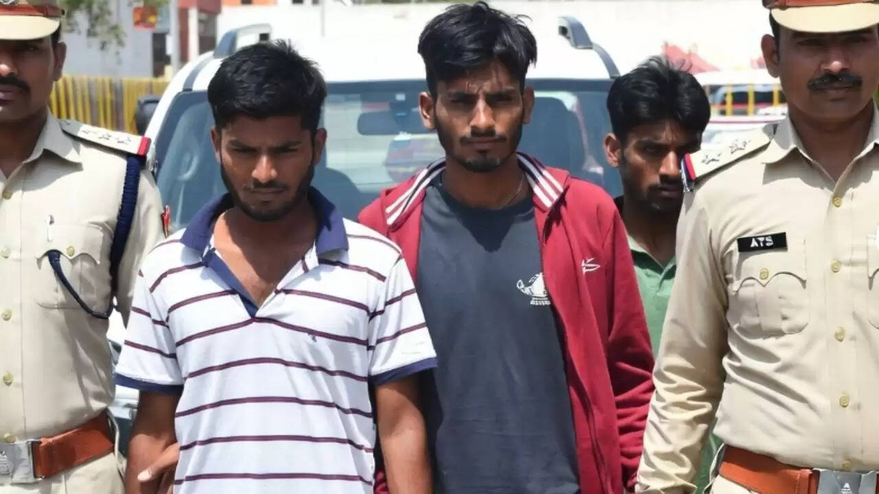 गुजरात एटीएस ने आईएसआईएस के तीन आतंकवादियों को किया गिरफ्तार